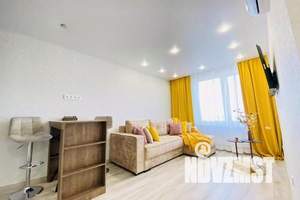 2-к квартира, посуточно, 42м2, 11/23 этаж