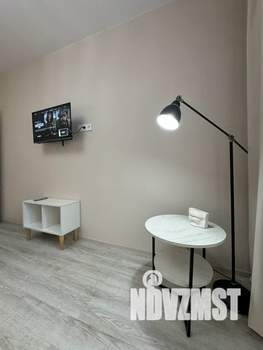 1-к квартира, посуточно, 45м2, 3/8 этаж