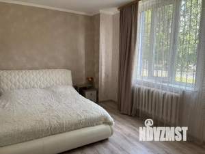 1-к квартира, посуточно, 36м2, 1/3 этаж