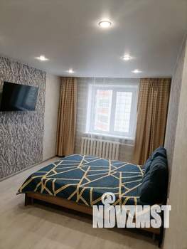 1-к квартира, посуточно, 32м2, 9/10 этаж