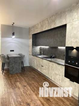 Студия квартира, посуточно, 30м2, 10/19 этаж