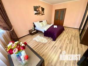 1-к квартира, посуточно, 56м2, 1/1 этаж