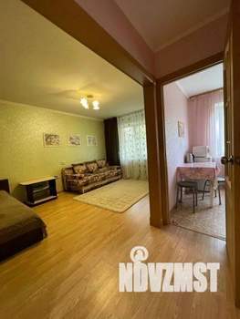 1-к квартира, посуточно, 33м2, 1/1 этаж