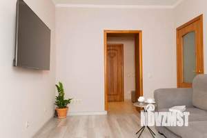 2-к квартира, посуточно, 60м2, 1/1 этаж