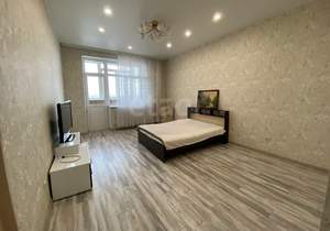 1-к квартира, на длительный срок, 62м2, 11/23 этаж