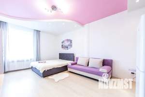Студия квартира, посуточно, 35м2, 3/15 этаж