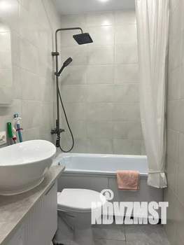 Студия квартира, посуточно, 30м2, 11/18 этаж