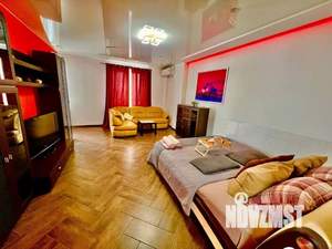 1-к квартира, посуточно, 55м2, 1/1 этаж