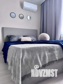 Студия квартира, посуточно, 21м2, 21/25 этаж