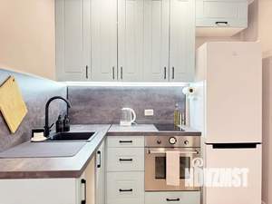 1-к квартира, посуточно, 40м2, 1/16 этаж