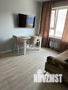 1-к квартира, посуточно, 40м2, 3/7 этаж