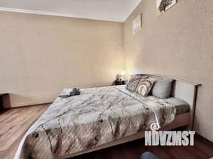 1-к квартира, посуточно, 40м2, 3/10 этаж