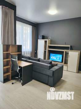 Студия квартира, посуточно, 34м2, 1/10 этаж