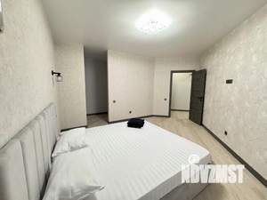 1-к квартира, посуточно, 53м2, 1/1 этаж