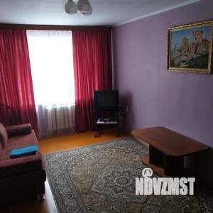 1-к квартира, посуточно, 33м2, 4/5 этаж