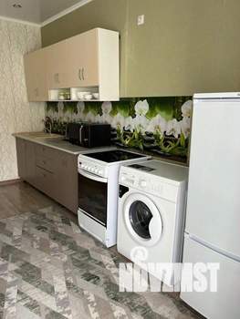 1-к квартира, посуточно, 60м2, 1/1 этаж