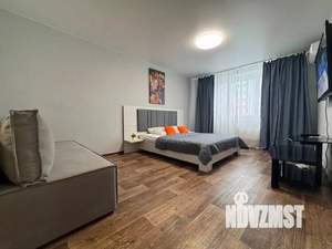 1-к квартира, посуточно, 46м2, 1/1 этаж