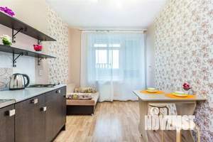 1-к квартира, посуточно, 42м2, 1/1 этаж