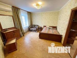 3-к квартира, на длительный срок, 110м2, 3/9 этаж