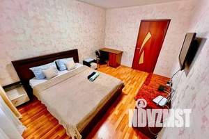 3-к квартира, посуточно, 70м2, 4/17 этаж