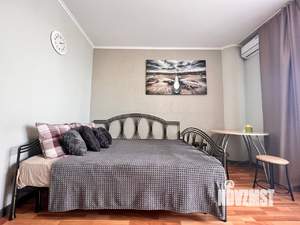 Студия квартира, посуточно, 40м2, 6/15 этаж