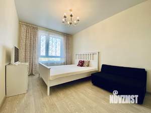 1-к квартира, посуточно, 35м2, 2/18 этаж