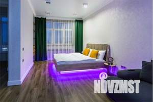 1-к квартира, посуточно, 63м2, 1/25 этаж