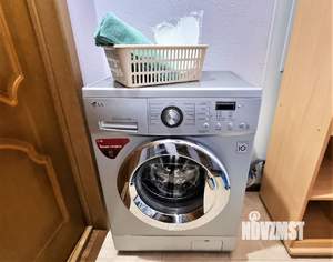 2-к квартира, посуточно, 65м2, 1/1 этаж