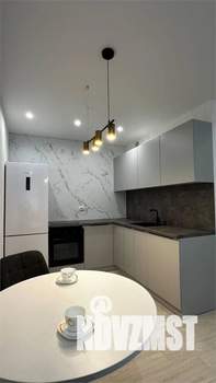 1-к квартира, посуточно, 37м2, 1/1 этаж