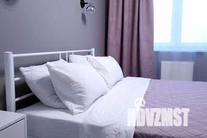 1-к квартира, посуточно, 42м2, 10/17 этаж