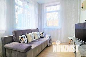 2-к квартира, посуточно, 54м2, 10/19 этаж