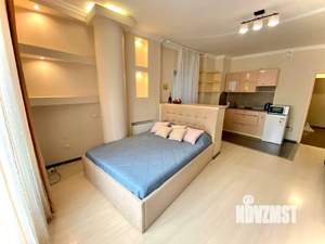 Студия квартира, посуточно, 35м2, 3/3 этаж