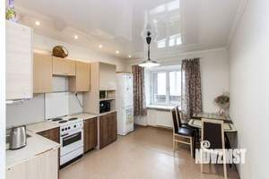 1-к квартира, на длительный срок, 42м2, 10/10 этаж