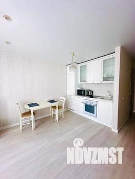 Студия квартира, посуточно, 28м2, 6/10 этаж