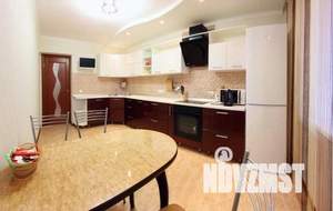 1-к квартира, посуточно, 53м2, 1/1 этаж