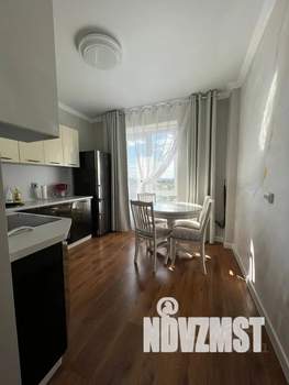 1-к квартира, посуточно, 43м2, 15/16 этаж