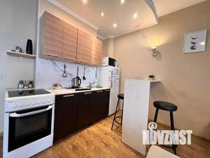 Студия квартира, посуточно, 43м2, 8/13 этаж