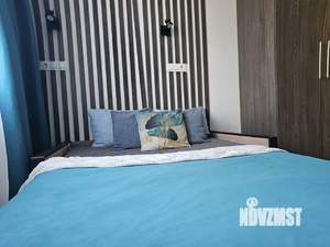 Студия квартира, посуточно, 15м2, 1/17 этаж