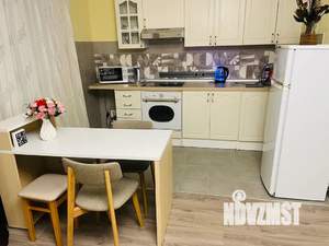 1-к квартира, посуточно, 40м2, 7/9 этаж