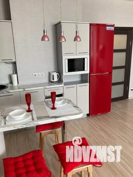 Студия квартира, посуточно, 35м2, 7/15 этаж