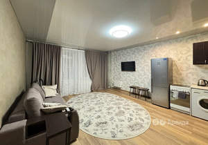 Студия квартира, на длительный срок, 43м2, 3/9 этаж