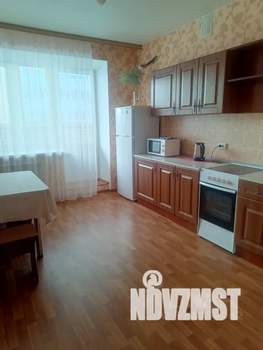 1-к квартира, посуточно, 46м2, 4/10 этаж