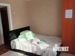 1-к квартира, посуточно, 32м2, 2/4 этаж