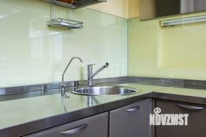 3-к квартира, на длительный срок, 100м2, 4/5 этаж