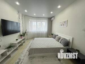 1-к квартира, посуточно, 37м2, 14/14 этаж