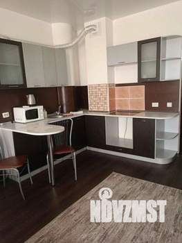 1-к квартира, посуточно, 37м2, 1/1 этаж