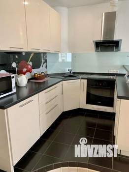 Студия квартира, посуточно, 36м2, 3/13 этаж