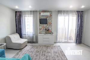 Студия квартира, посуточно, 30м2, 3/10 этаж