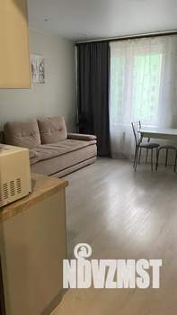 Студия квартира, посуточно, 33м2, 5/17 этаж