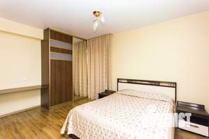 1-к квартира, посуточно, 50м2, 1/1 этаж